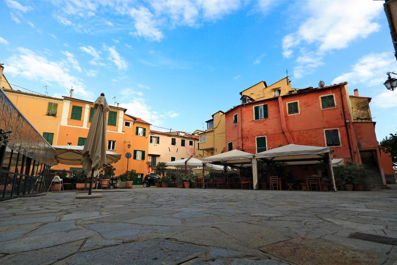 Villa Chiara Marina Trilocale Imperia Exterior photo